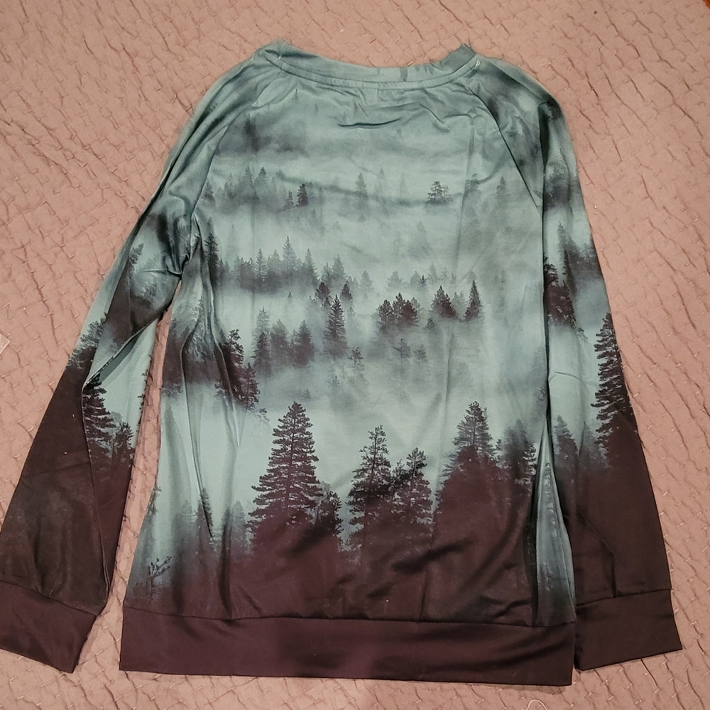 Women's crew neck sweatshirt